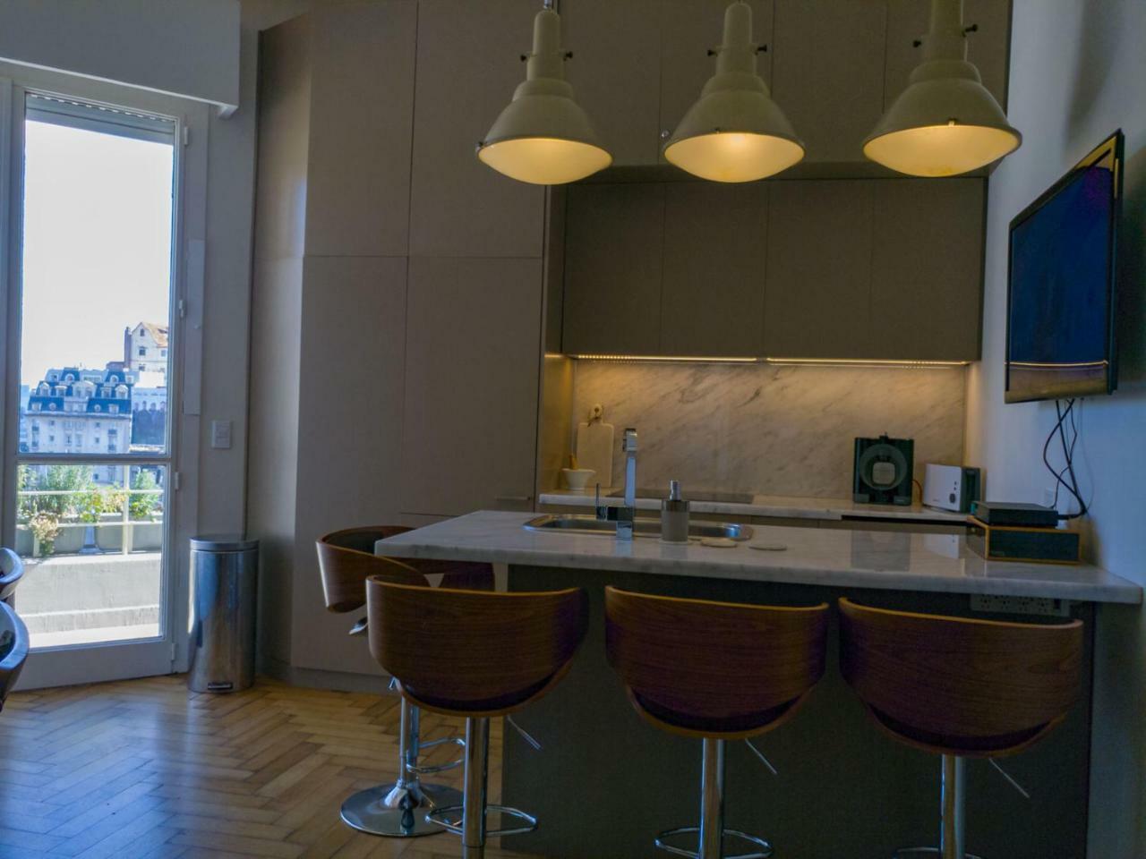 Penthouse Frente Al Obelisco Con Terraza Apartment Buenos Aires Luaran gambar