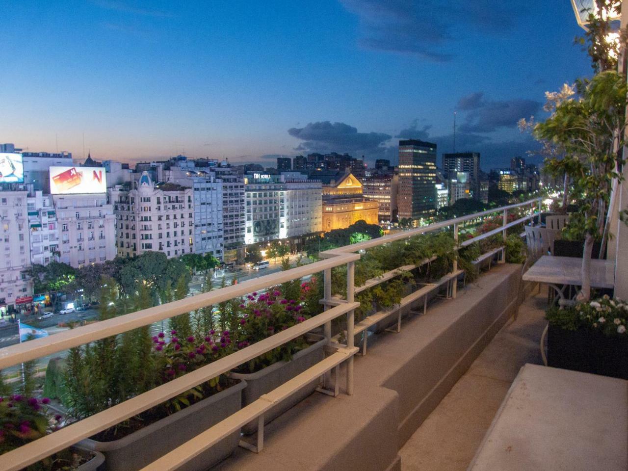 Penthouse Frente Al Obelisco Con Terraza Apartment Buenos Aires Luaran gambar